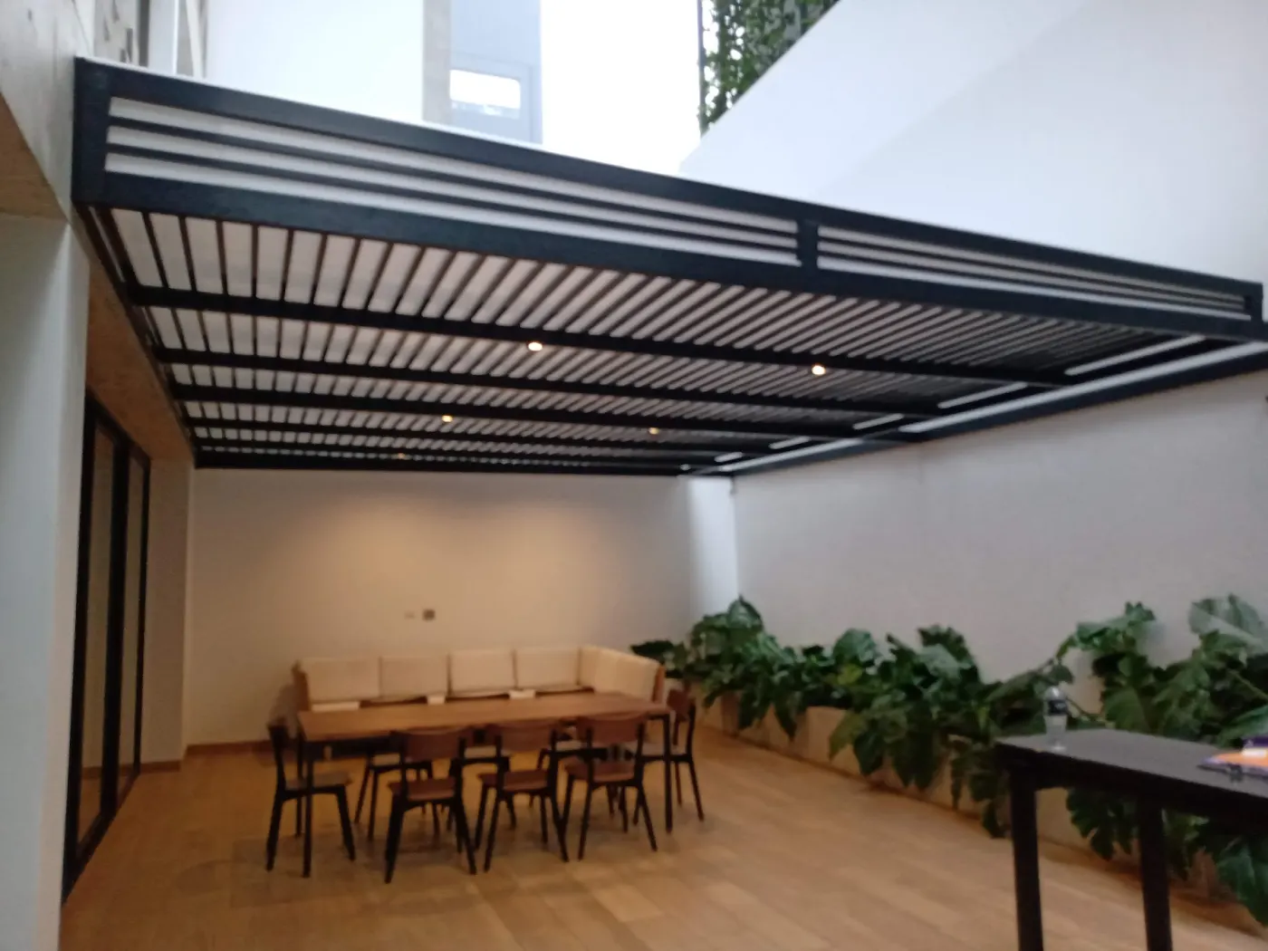 Pérgola de Doble Estructura Doble Traslúcida