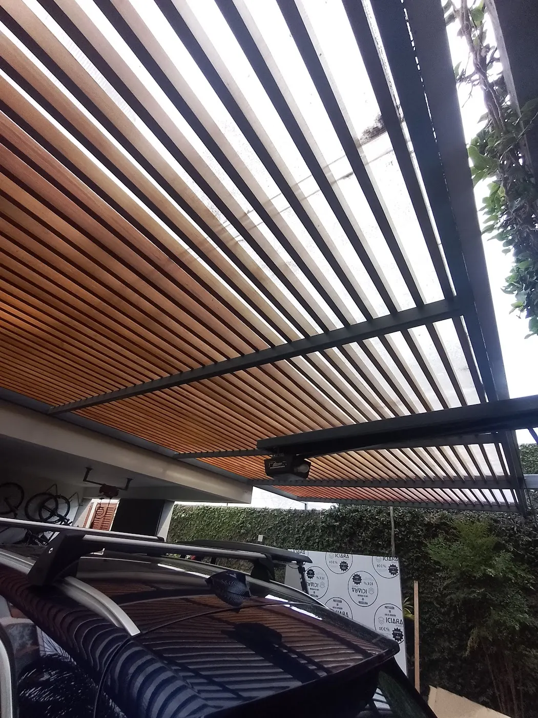 Pérgola Sol y Sombra Contemporánea